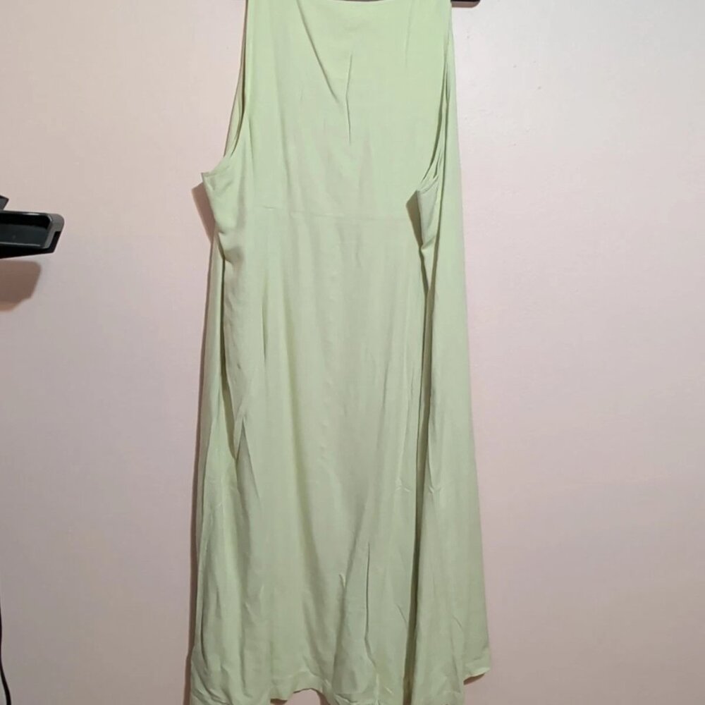 The Drop Linen Maxi Dress - Picture 6 of 11